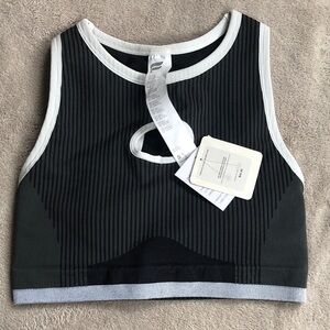 Fabletics Black and Gray Athletic Crop Top